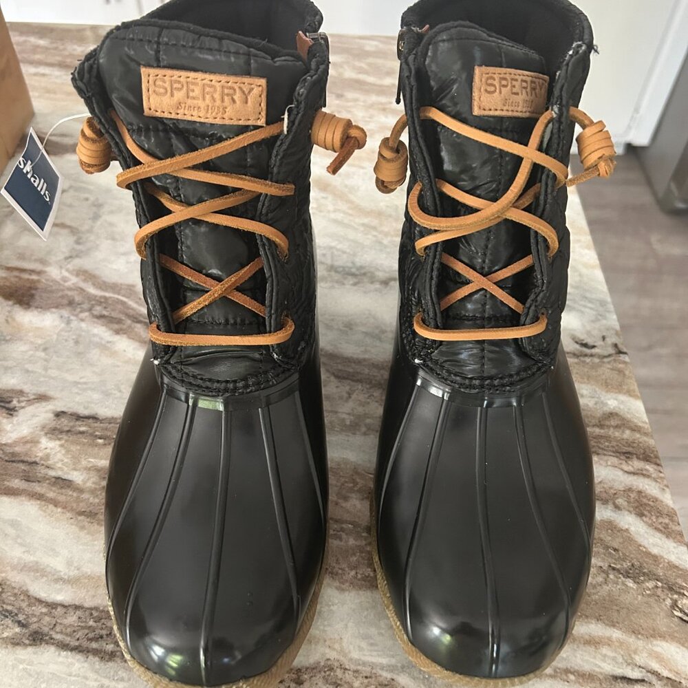 Black Sperry Women's size  9 1/2 Duck boot.   New without tags